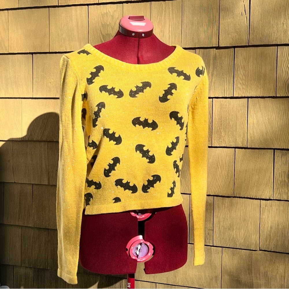 DC Comics Sparkle Batman Sweater M